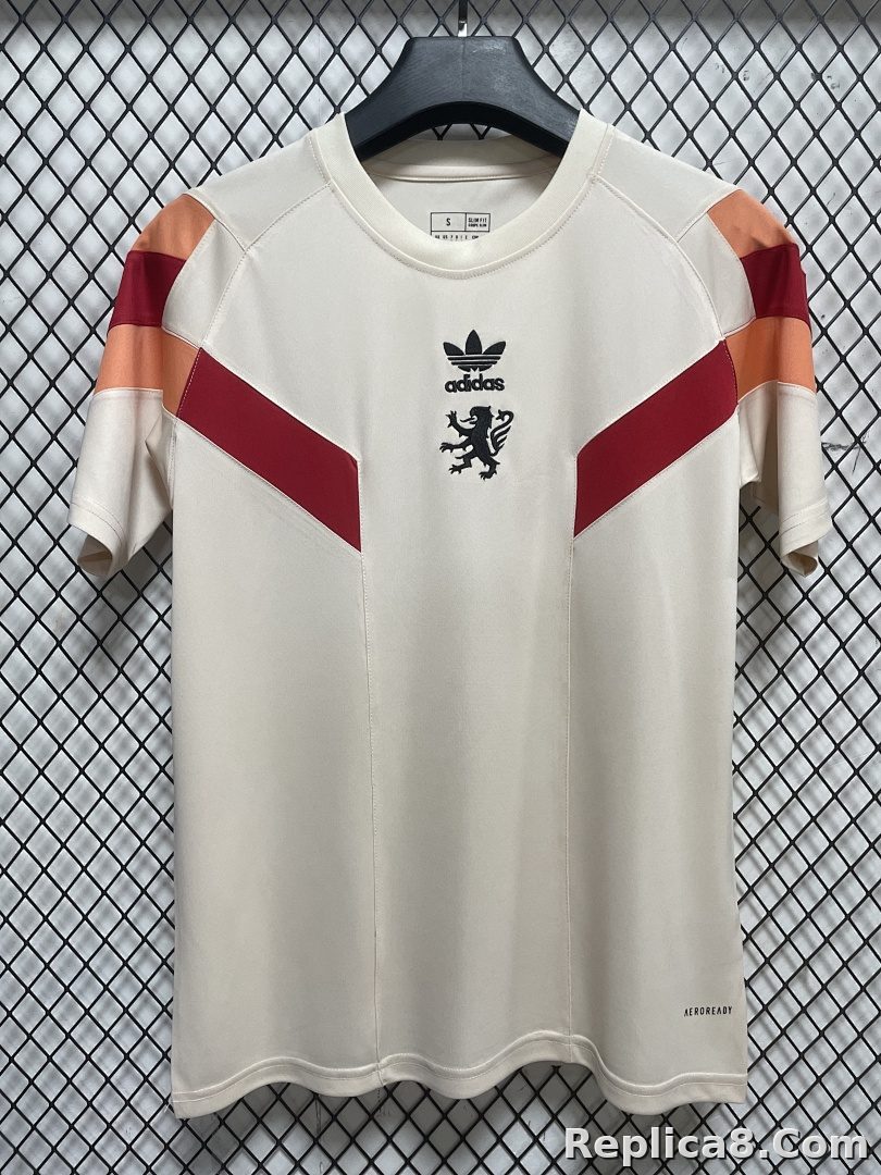 Olympique Lyonnais TSpecial Edition S-4 XL - detail
